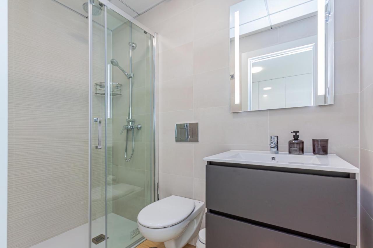 Panoramic Private Pool Home ฟีเนสตรัต ภายนอก รูปภาพ