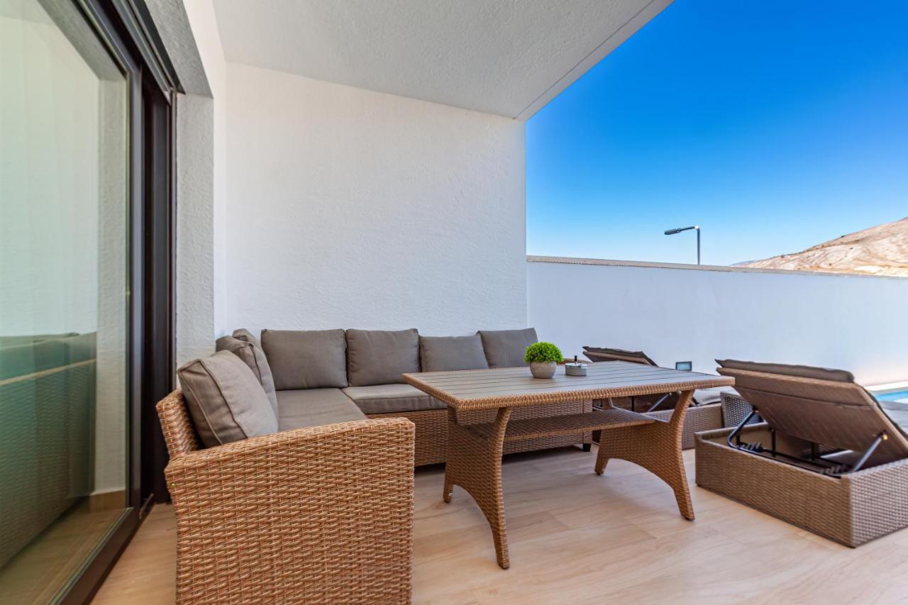Panoramic Private Pool Home ฟีเนสตรัต ภายนอก รูปภาพ