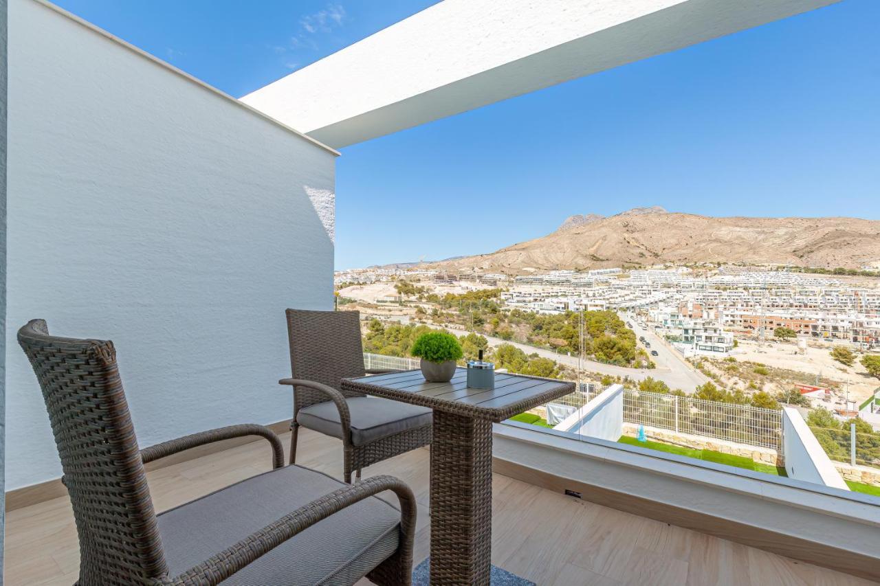 Panoramic Private Pool Home ฟีเนสตรัต ภายนอก รูปภาพ